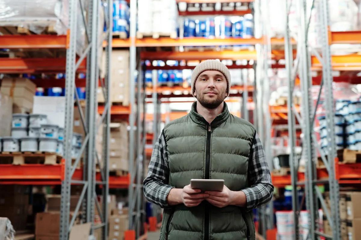 Courier delivery for ecommerce orders